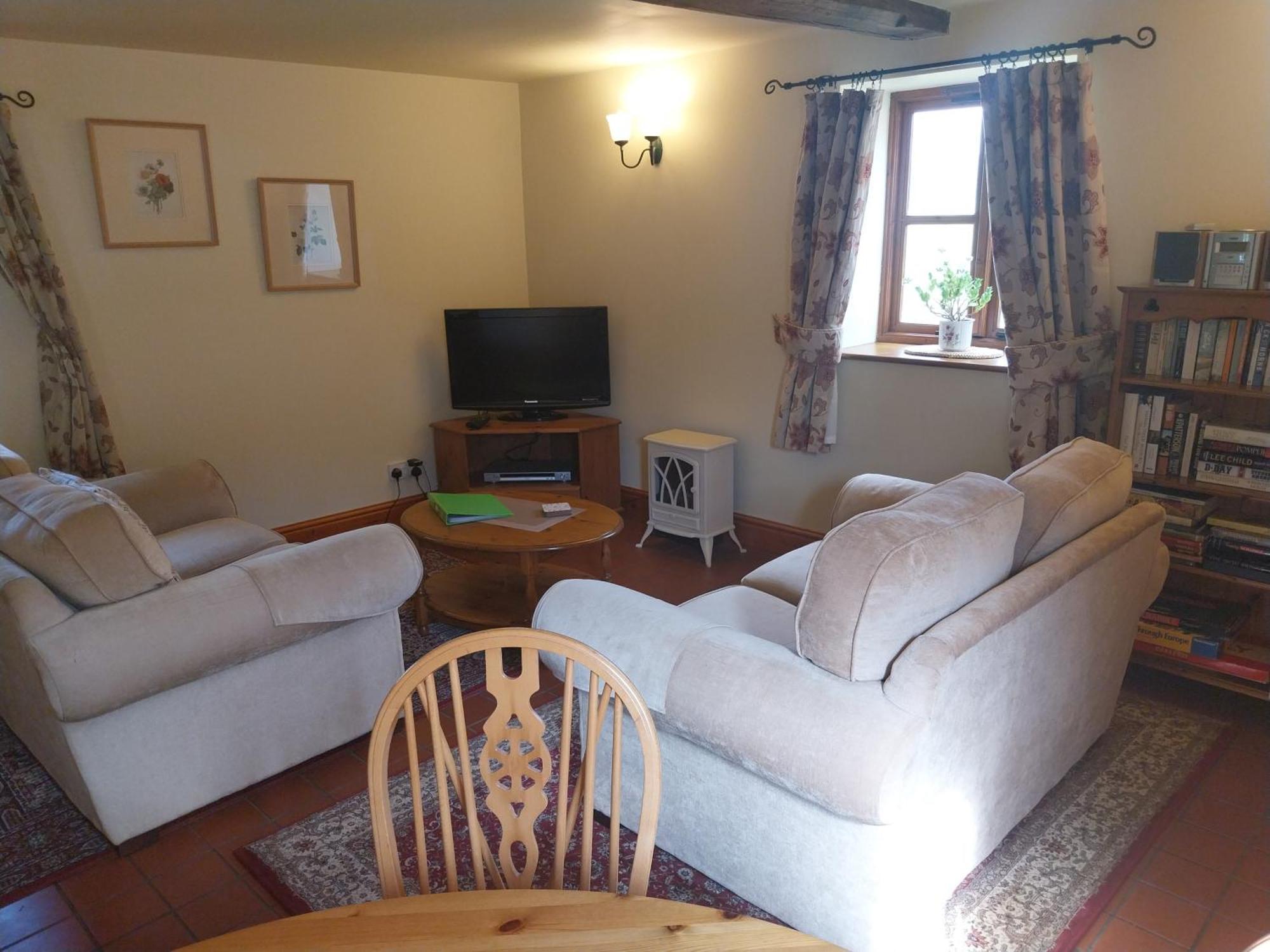 Granary Cottage A Shropshire Haven 彻奇斯特雷顿 外观 照片